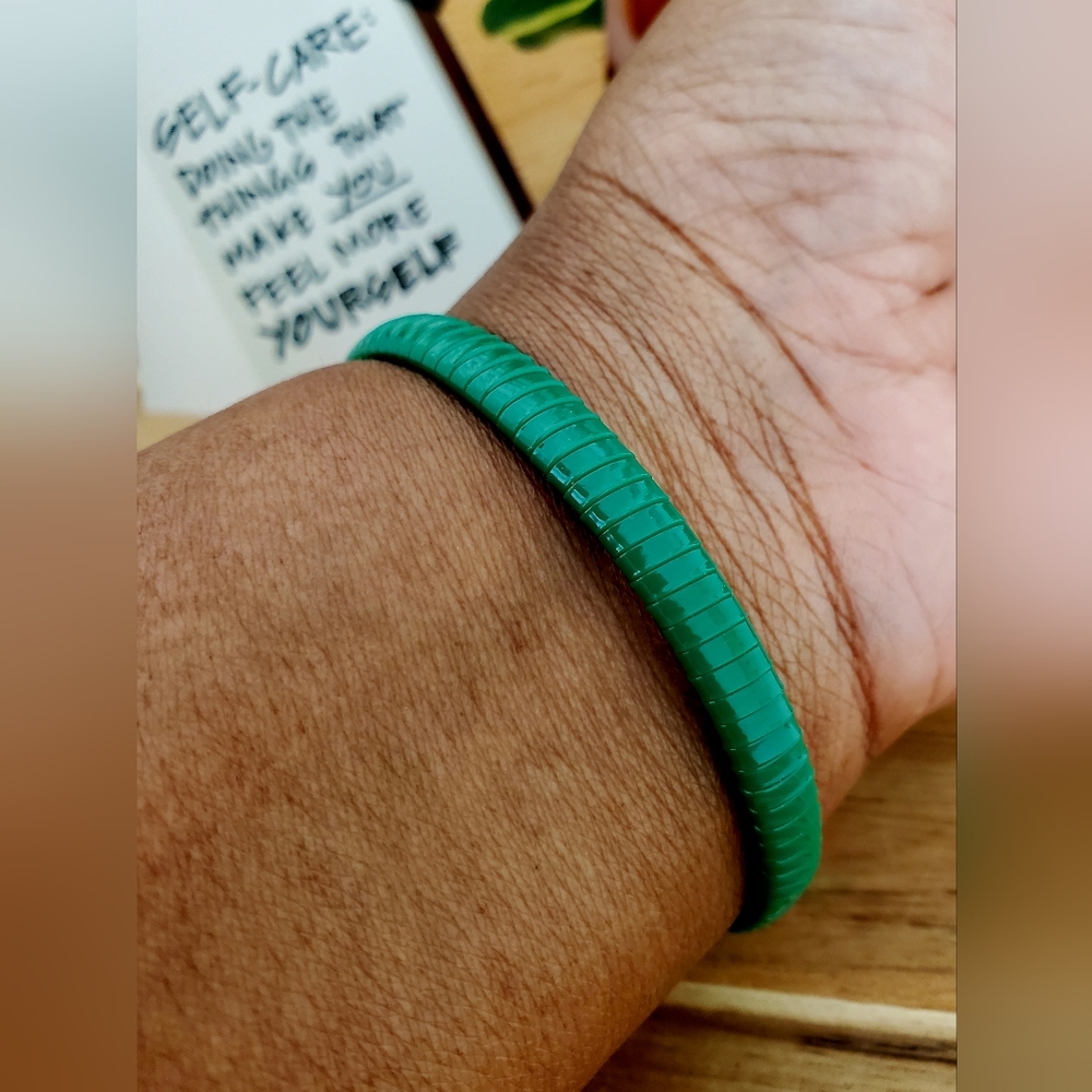 One Standard Size Green Bangle